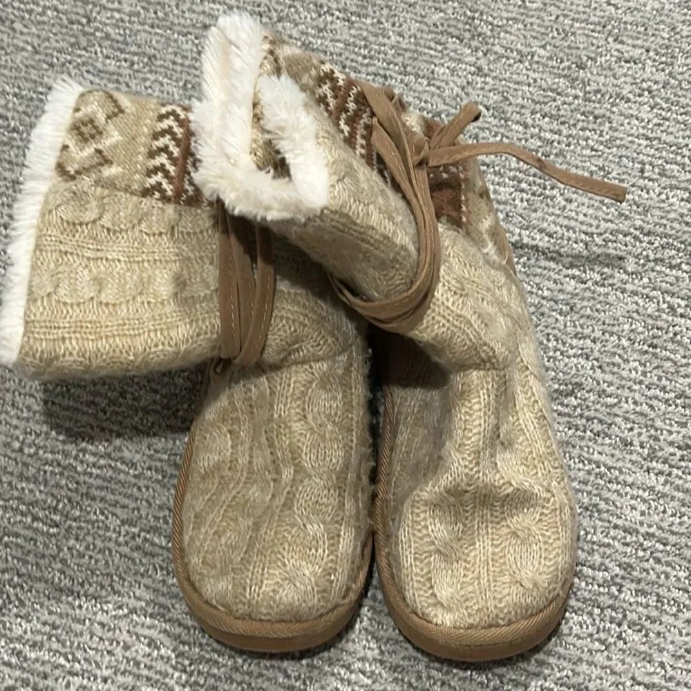 Lukees slipper boots